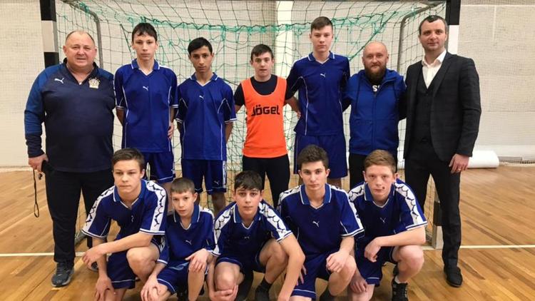 Ставропольские футболисты-ветераны «тряхнули стариной» в Прикумье