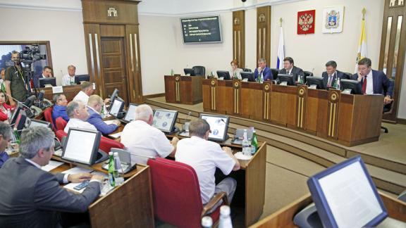 Депутаты скорректировали бюджет края на 2018 год