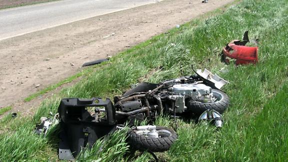 Два подростка-мотоциклиста пострадали в ДТП в Апанасенковском районе