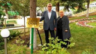 Посадка боярышниковой аллеи ООН в Пятигорске дала старт мировой экологической акции