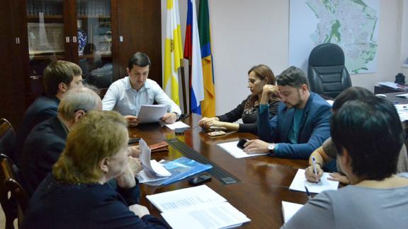 В Невинномысске обсуждают муниципальную программу «Формирование современной городской среды»