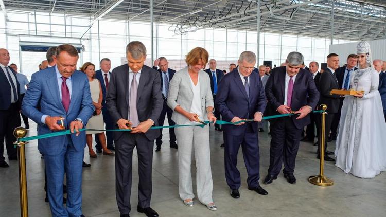 В Кабардино-Балкарской Республике открылся крупнейший тепличный комплекс