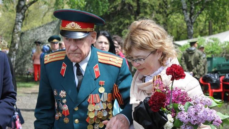 Ставропольцы-ветераны Великой Отечественной войны получили ежегодную выплату ко Дню Победы