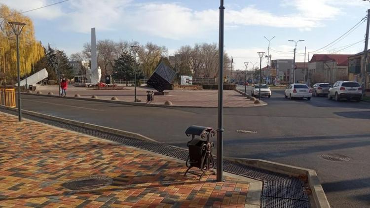 Завершено благоустройство пешеходной зоны на улице Ленина в Светлограде