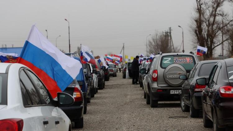 Ипатовский округ Ставрополья присоединился к автопробегу в поддержку Российской армии
