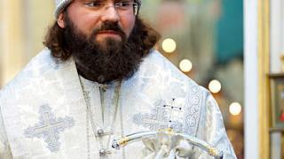Клирикам и мирянам Пятигорской епархии вручены общецерковные награды