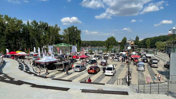 Тысячи людей посетили фестиваль автозвука в Железноводске