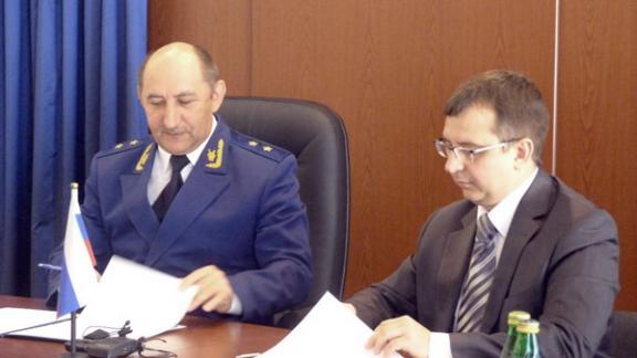 Прокуратура и крайизбирком подписали соглашение о взаимодействии на предстоящих выборах