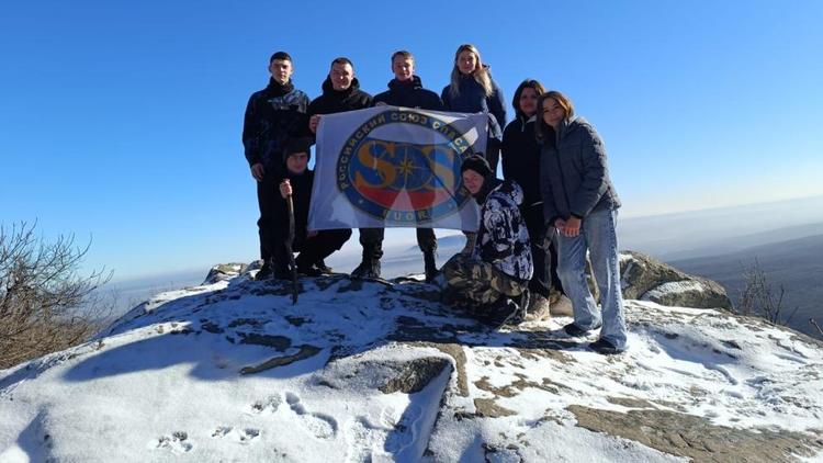 Будущие спасатели прошли обучение на вершинах гор Железноводска