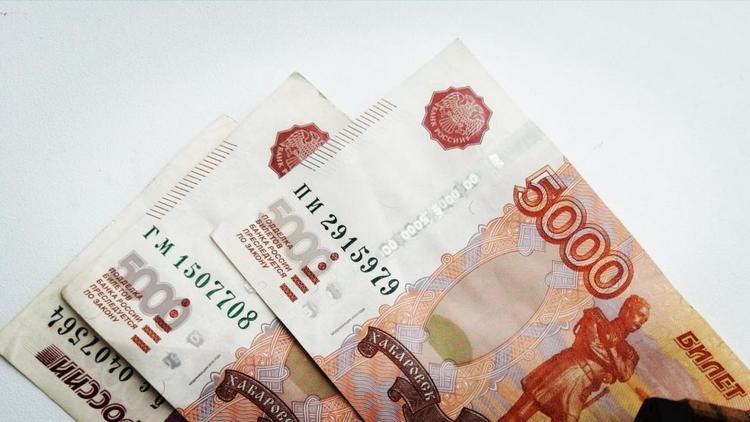 В Пятигорске женщина расплатилась за покупки чужой банковской картой