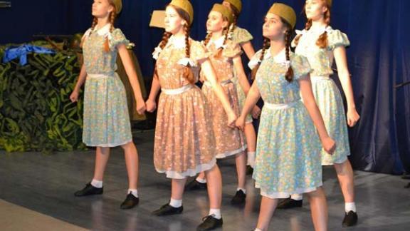 Народный ансамбль русского романса «Осень» дал концерт в Ставрополе, посвященный войне