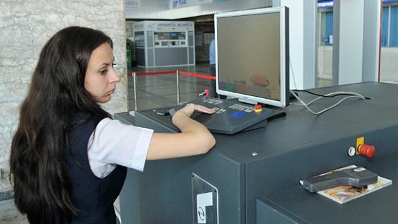 В аэропорту Ставрополя нарушительница пыталась откупиться от полицейского