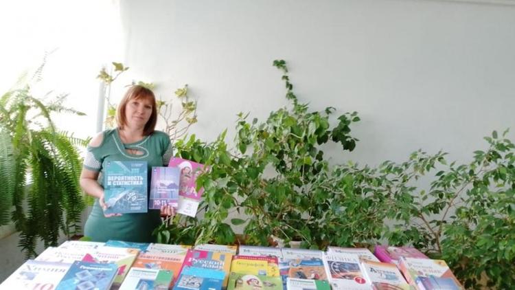 Более 8 тысяч учебников получат школы Степновского округа Ставрополья