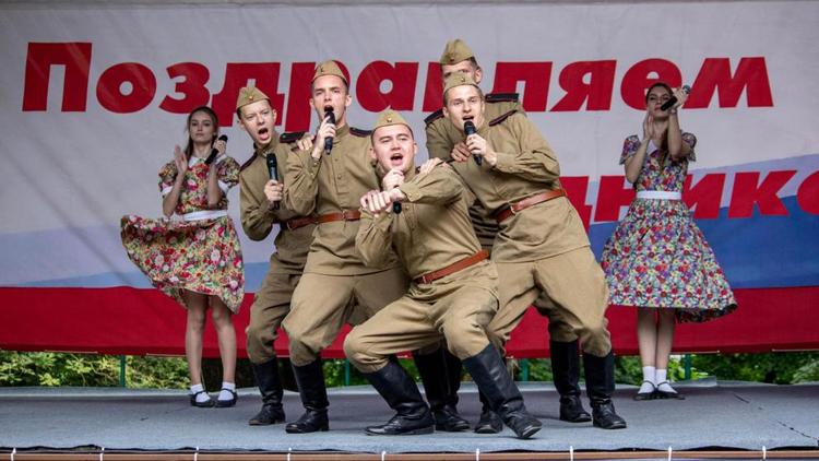 В Ставрополе два концерта дала фронтовая бригада международного автопробега
