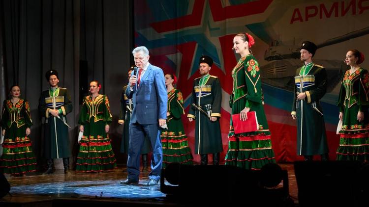 Жители Ставрополья приняли участие в акции «Поёт Россия Армии Победу»