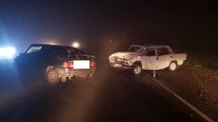 Вблизи Михайловска из-за тумана столкнулись две машины