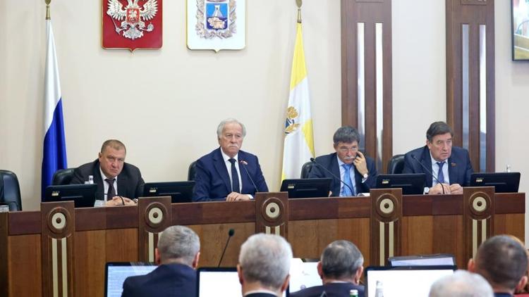 Депутаты Ставрополья увеличили расходы на социальные направления