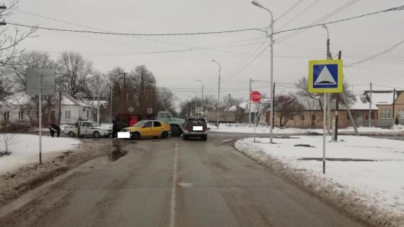 В Георгиевске 69-летний водитель столкнулся с грузовиком