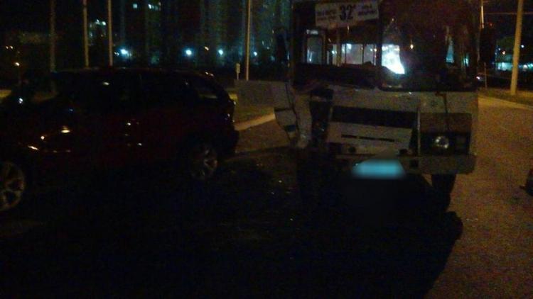В Ставрополе в столкновении маршрутки и БМВ пострадали 5 человек