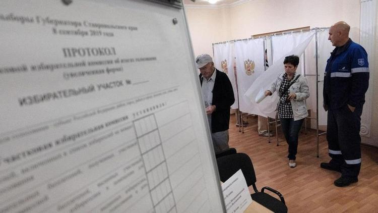 24,27 процента ставропольских избирателей проголосовали на выборах губернатора к полудню