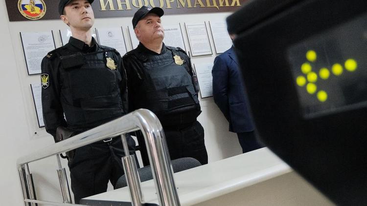 В Курском округе Ставрополья пенсионер продал на запчасти арендованный автокран