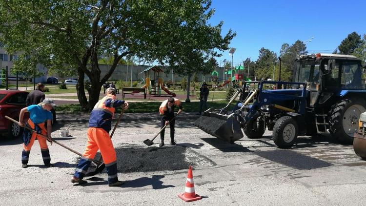 В Ставрополе на улице Шпаковской по нацпроекту ремонтируют дорогу