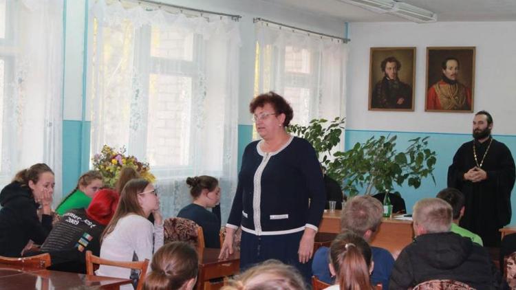 Духовные и нравственные проблемы современной семьи обсудили в Александровском районе
