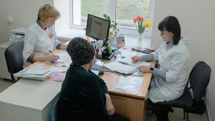 В Ипатовском округе модернизируют первичное звено здравоохранения