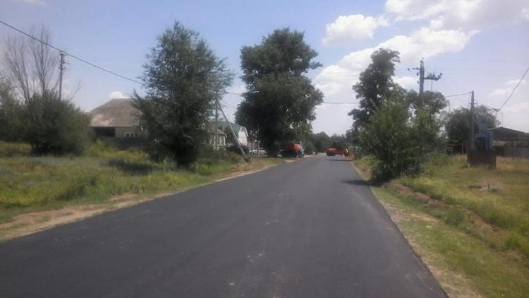 В селе Китаевском на Ставрополье до конца июля завершат ремонт местных дорог