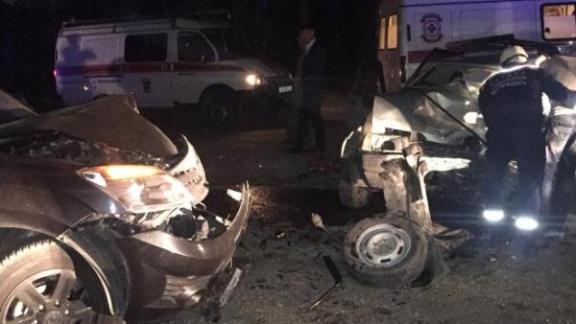 Четыре человека пострадали в ДТП с внедорожником в Кисловодске