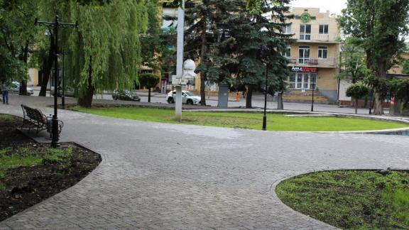 В Пятигорске идут работы по благоустройству сквера имени Юрия Гагарина