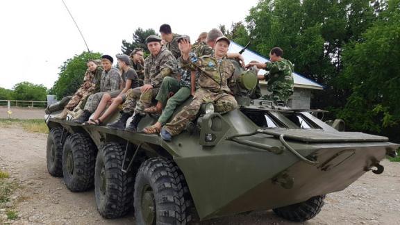 В Пятигорске прошёл слет отрядов юнармейцев России