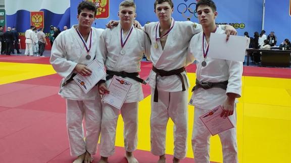 В октябре ставропольские спортсмены завоевали 24 награды по дзюдо и рукопашному бою