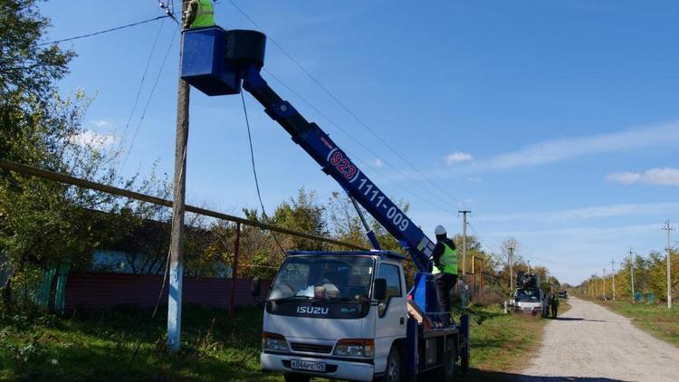 Работы по замене фонарей в Кочубеевском округе Ставрополья завершат в 2022 году