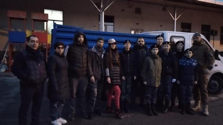 Машину мандаринов и имбирных пряников отправил Кисловодск военнослужащим