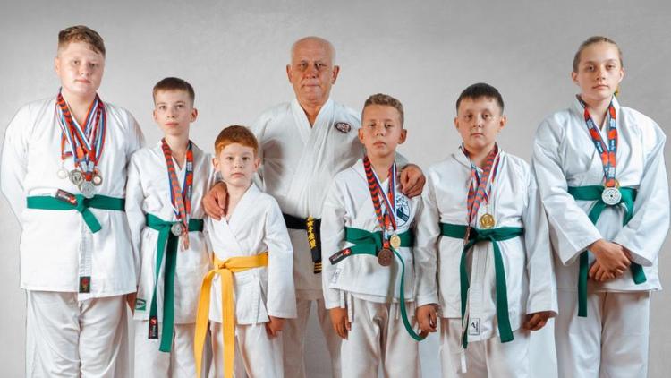 Каратисты из Ставрополя завоевали 5 медалей на чемпионате мира