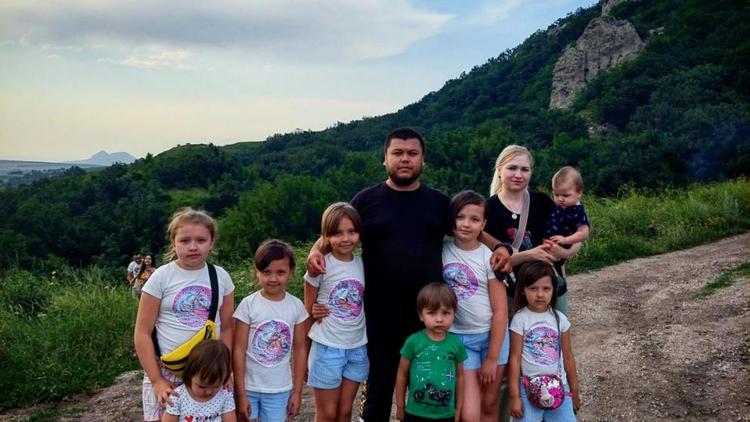 Ставропольская семья Файзиевых победила во Всероссийском конкурсе