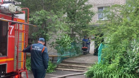 В Ставрополе из-за пожара эвакуировали жителей многоэтажки по улице Морозова
