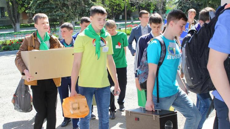 В Кочубеевском районе соревновались ученические производственные бригады