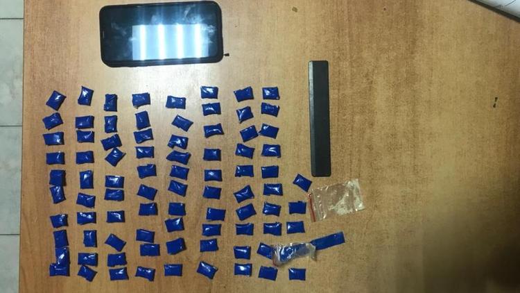 Полицейские изъяли 86 свертков с наркотиком у мужчины в Георгиевске