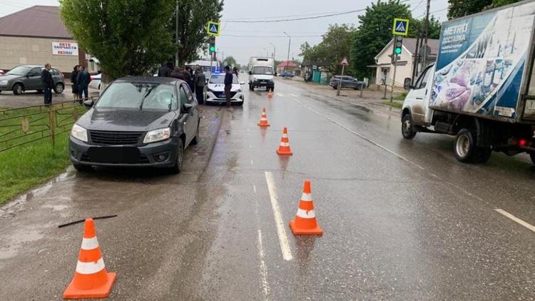 Водитель без прав сбил подростка в Георгиевском округе Ставрополья