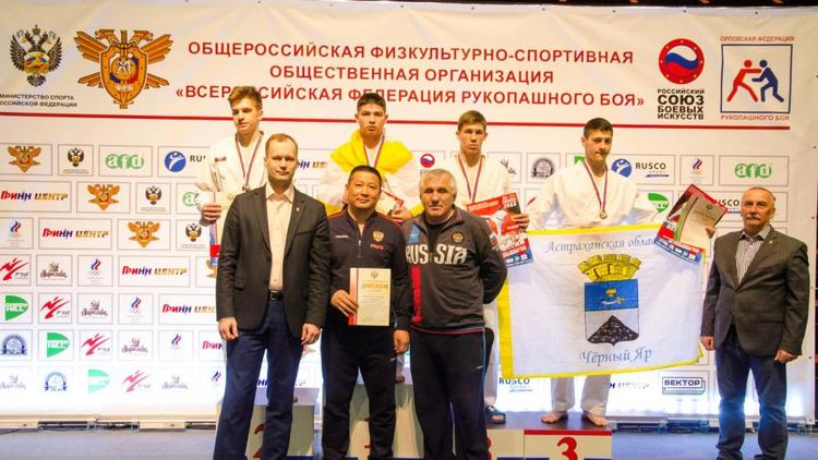 Ставропольские юные рукопашники в Орле пополнили краевую копилку ещё тремя медалями