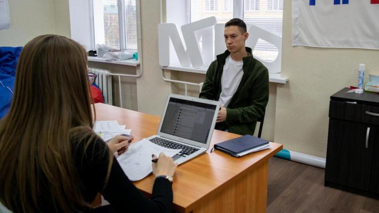 Жители Ставрополья смогут поучаствовать в федеральном проекте «Школа парламентаризма»
