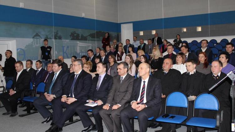В Ставрополе новые федеральные судьи приняли присягу