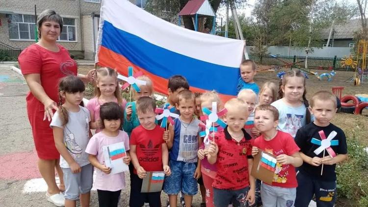 В Туркменском округе Ставрополья подготовили презентацию ко Дню флага