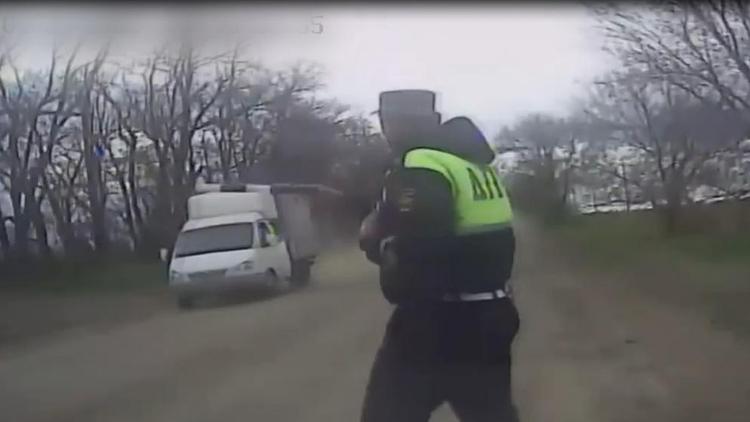 В Курском округе пьяный водитель пытался уехать от автоинспекторов