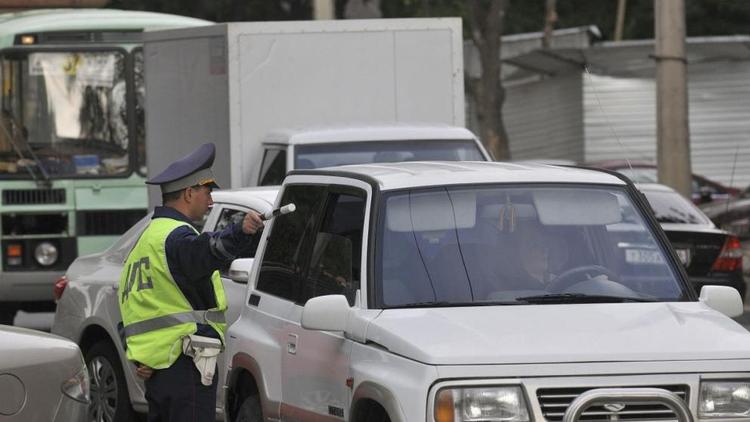 На Ставрополье автоинспекторы поймали 8 нарушителей режима самоизоляции
