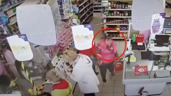 На Ставрополье две женщины украли из супермаркета полные корзины продуктов