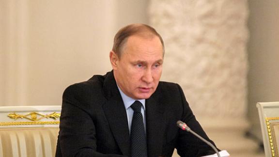 Владимир Путин: Руководители регионов и главы муниципалитетов обязаны знать нужды каждого ветерана