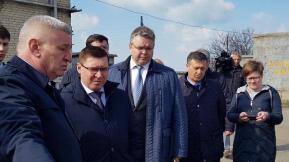 Министру ЖКХ РФ В. Якушеву показали, что Ставрополь нуждается в обновлении системы водоснабжения